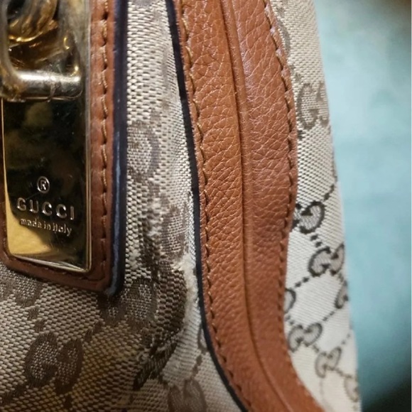 Gucci Handbag EUC! - Picture 7 of 12